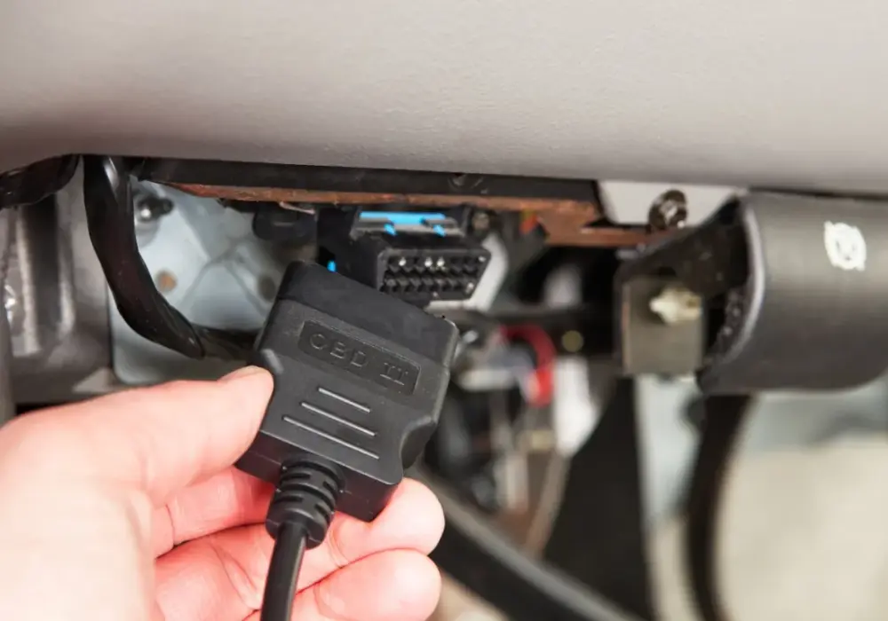 U0100 Opel: Nie wymieniaj ECU! Diagnoza i naprawa błędu
