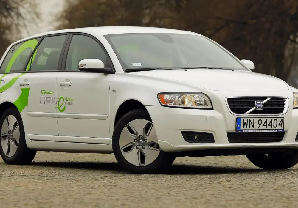 Volvo V50 - Które silniki wybrać? Opinie po latach!