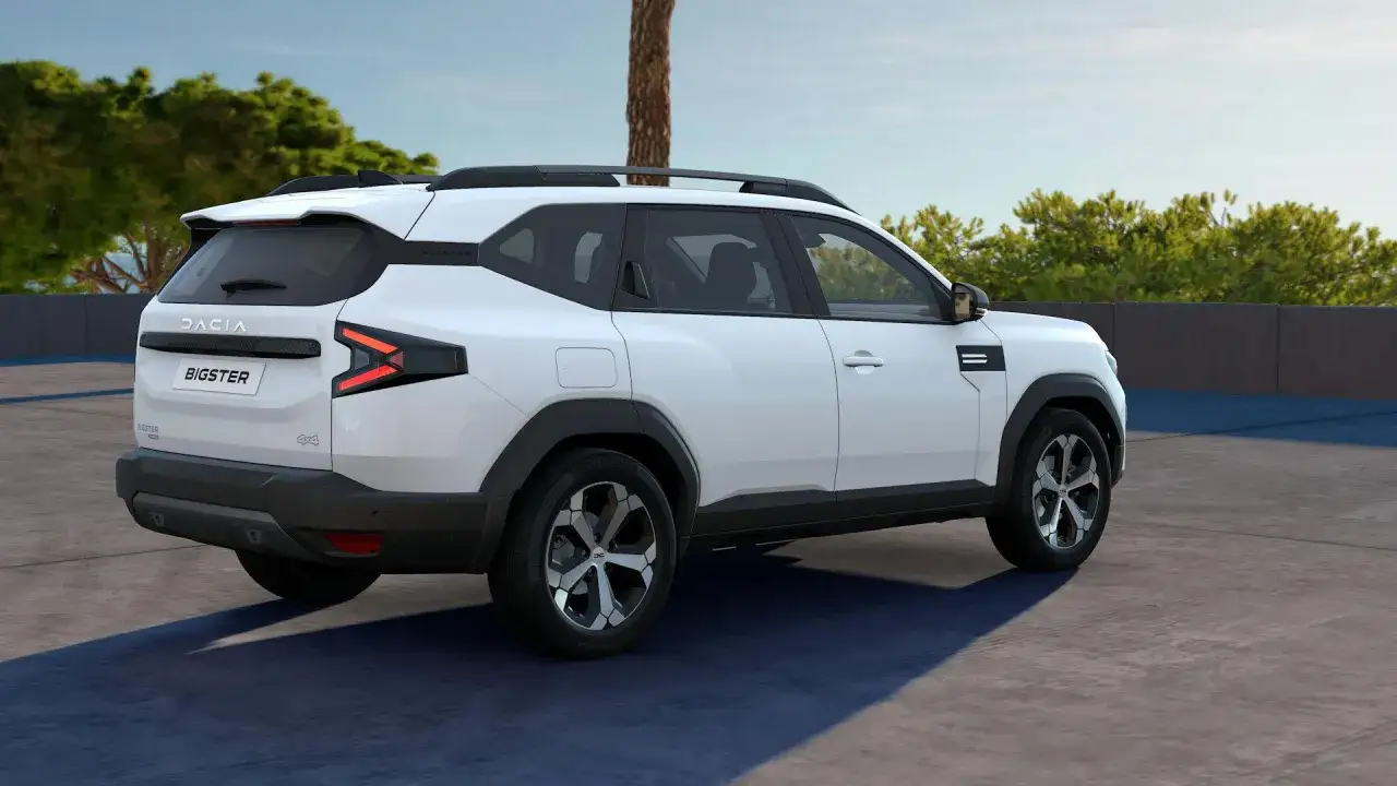 Biały Dacia Bigster z napędem 4x4, gotowy na przygody zasilane LPG.