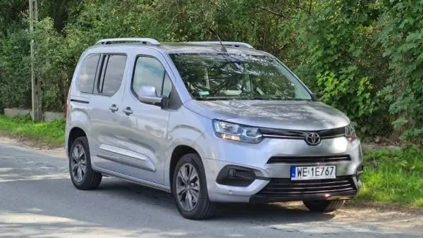 Toyota Proace City Verso - Czy to auto rodzinne dla Ciebie?