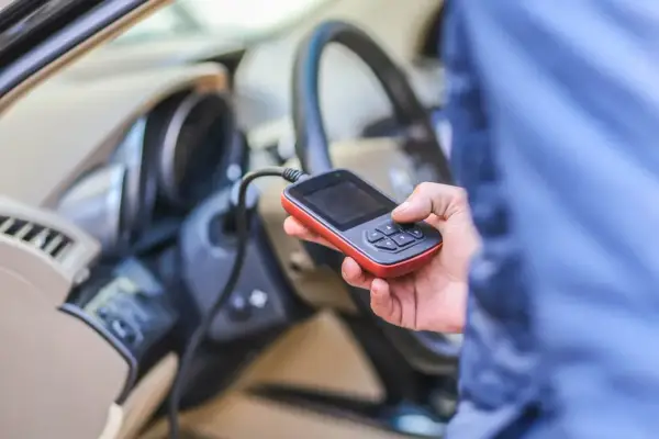 Kod B1267 Renault - co oznacza i jak go zdiagnozować?