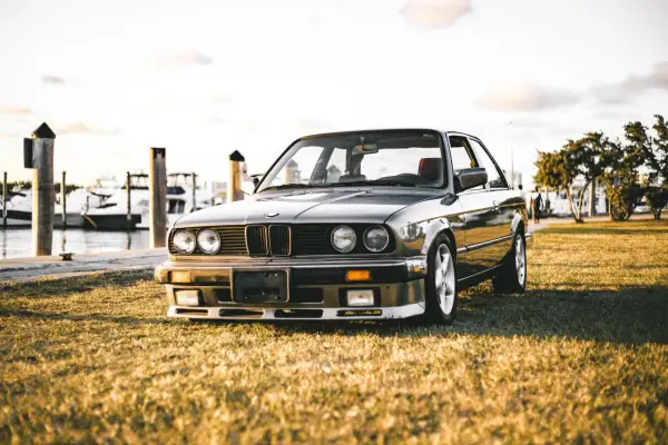 BMW E10 (seria 02) - Które wersje mają sens? Poradnik kupującego