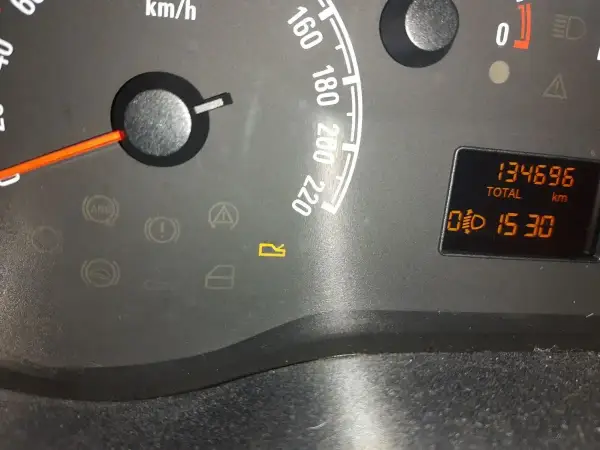 Kontrolki w Oplu - jak czytać je bez zgadywania